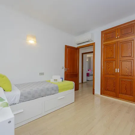 Apartamento Ciutadella 1 *