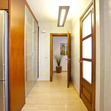 Apartment Ciutadella 1 *